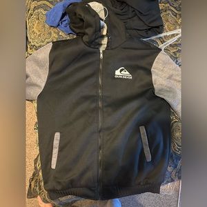 Quicksilver hoodie furry inside warm. XL